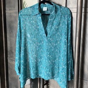 cabi Chase Blouse, Size S, NWOT